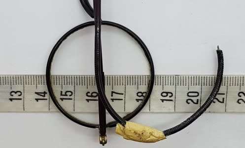 Pair of vintage reading glasses in box - ear piece broken - as per photo