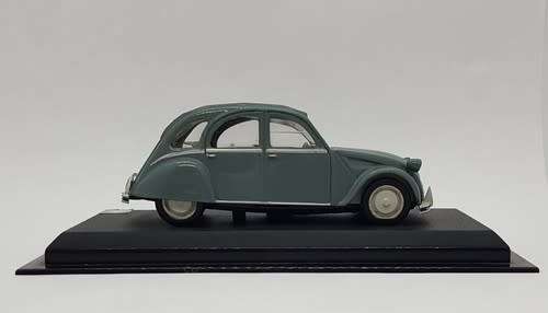 DelPrado 1966 Citroen 2CV, missing both mirrors PRICE REDUCED