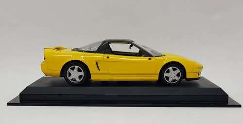delPrado Honda NSX, missing 1 mirror