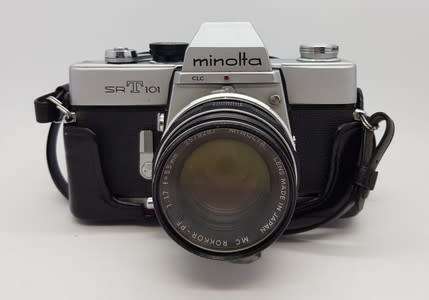 Minolta camera with 1:1.7 f lens as per photo