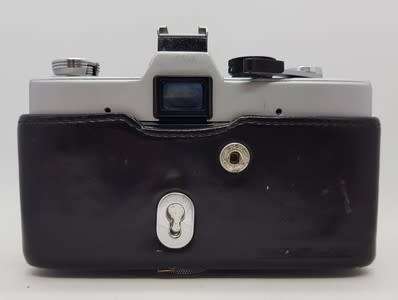 Minolta camera with 1:1.7 f lens as per photo