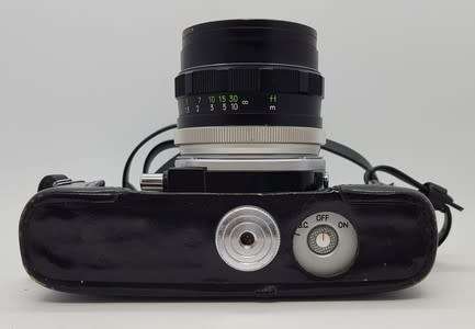 Minolta camera with 1:1.7 f lens as per photo