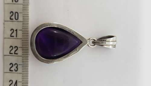 Silver pendant with purple stone - as per scan