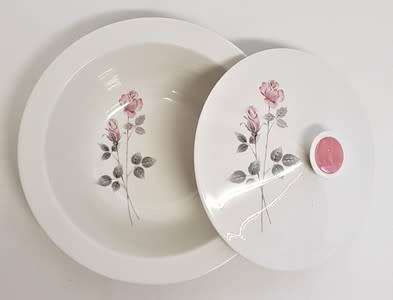 Royal Doulton  large `pillar rose` bowl with lid as per photo