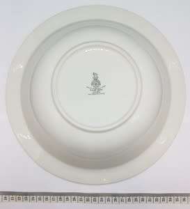 Royal Doulton  large `pillar rose` bowl with lid as per photo