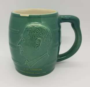 JG Strijdom 1954-1958 mug (chipped) as per photo