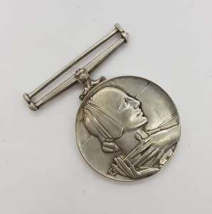 Silver Voluntary Medical Service medal issued to G. Moller for 15 years service - as per scan