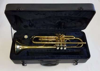 Sante-fe Trumpet in case - excellent condition - as per photo