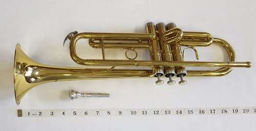 Sante-fe Trumpet in case - excellent condition - as per photo