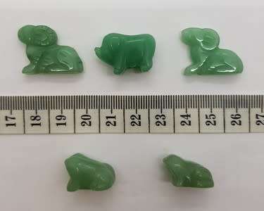 Lot of 5 Jade figurines - as per photo