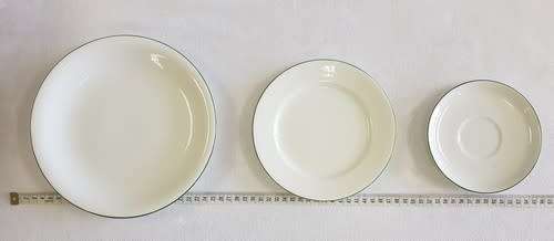 21-piece Grafton china tea set, made in England - as per photo