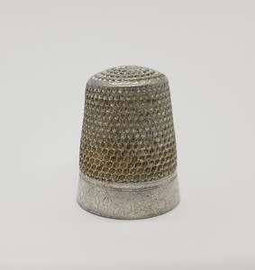 Lot of 3 thimbles - as per photo