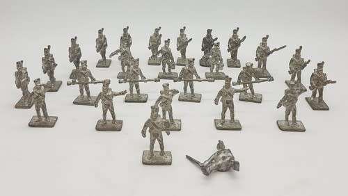 Lot of 26 lead soldiers, unpainted - as per photo