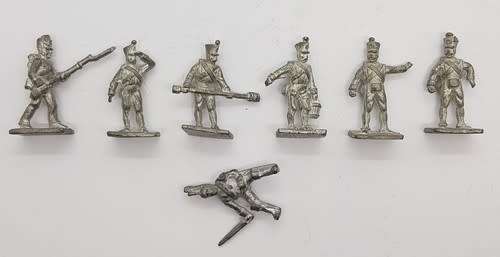 Lot of 26 lead soldiers, unpainted - as per photo
