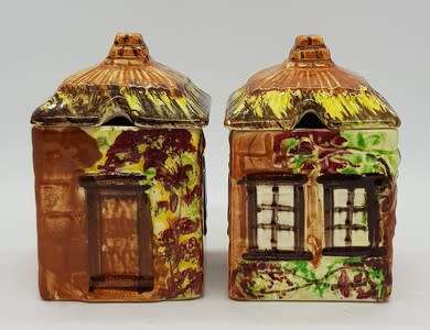 Cottage Tea pot and 2 sugar bowls - as per photo
