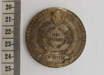 Karl Landsteiner 1868 - 1943 Discoverer of blood groups medallion - as per scan