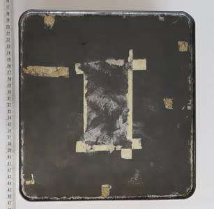 Large tin with hunting scene - as per photo