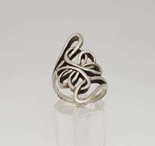 925 Silver flower ring, size O/54 - 7.6 grams - as per photo