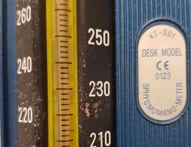 Sphygmomanometer KT-S01 Desk model - as per photo