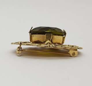 Vintage Costume Jewellery Brooch as per photo