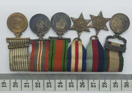 Set of WWII miniature medals - as per photo