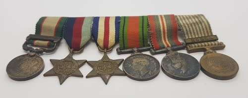 Set of WWII miniature medals - as per photo