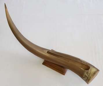 Large Bullhorn vase/ornament - enquire about postage - as per photo