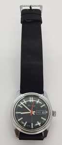 Heritage mens wind up watch - working - as per photo
