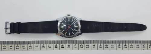 Heritage mens wind up watch - working - as per photo