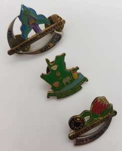 Lot of 10 Bowls badges - as per photo