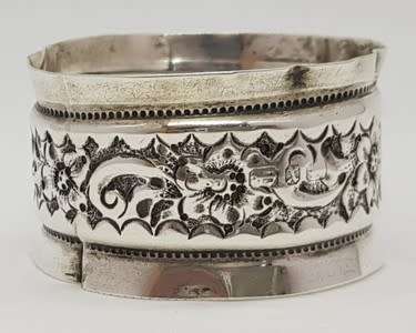 Silver serviette ring - no markings - as per photo
