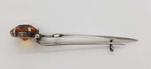 Vintage Scottish Silver Citrine Hallmarked Kilt Pin/Brooch 7cm weight 6.5g as per photo