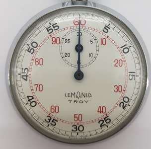 Lumina stop watch, working as per photo