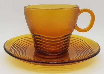 21 piece Duralex tea cups, espresso cups and dessert bowls made in France as per photo