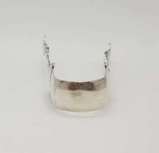 Hallmarked 925 sterling silver sugar tongs weight 16.25g as per photo