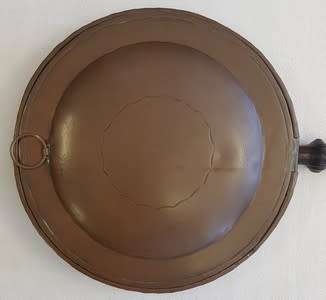 Vintage De Klerk Copper bedpan with wooden handle - as per photo