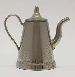 Silver plated miniature teapot made in England height 5.5cm as per photo