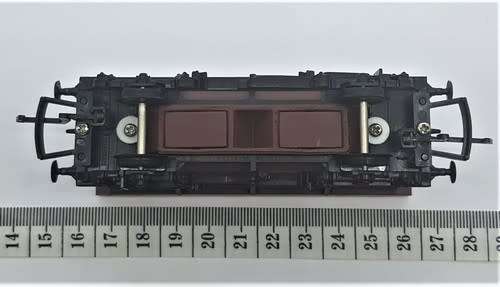 Bachmann 28 Ton G.L.W. Hopper wagon H.S.A. Railfreight in 46 Ton box as per photo