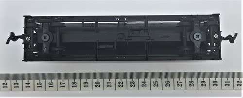 Bachmann HO Scale electric train 42`3 - dome tank assortment- item no 70100 as per photo