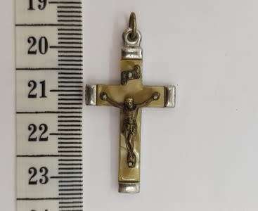 Costume jewellery cross pendant - as per photo