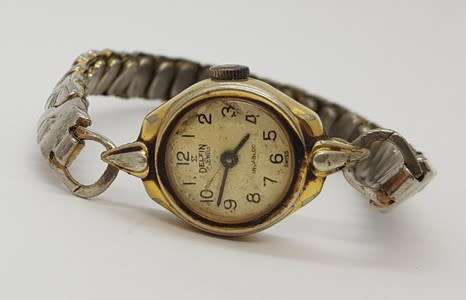 Vinatge Delfin ladies watch - working - as per photo