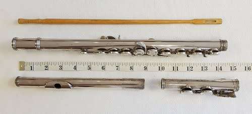 Jupiter Student Flute - JFL511- silver plated excellent condition in original case as per photo