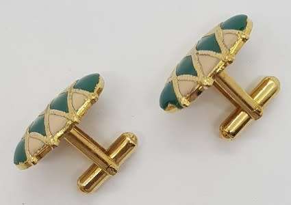 Vintage Pair of Cufflinks in box - as per photo