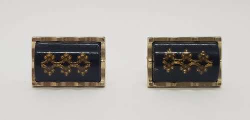 Vintage Pair of Cufflinks in box - as per photo