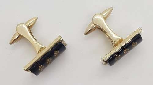 Vintage Pair of Cufflinks in box - as per photo