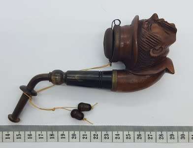 Vintage Bruyere Garantie Pipe - as per photo