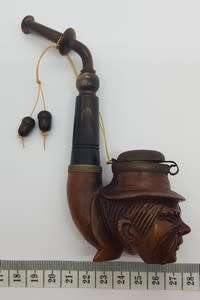 Vintage Bruyere Garantie Pipe - as per photo