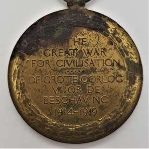 Pair of WWI Victory and War Medals issued to: PTE D. Du T. Loubser 1st SA Inf. BDE 14907 asp