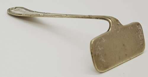 Vintage EPNS Baby Food Pusher - as per photo