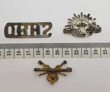 Lot of 3 British and Australian Badges as per photo